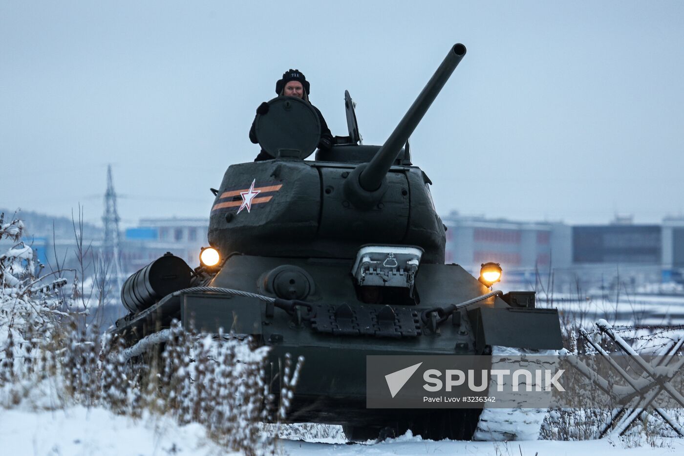 Peformance by historical military equipment unit in Murmansk