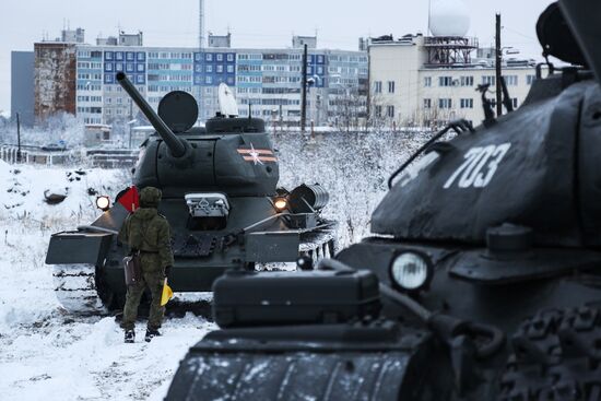 Peformance by historical military equipment unit in Murmansk