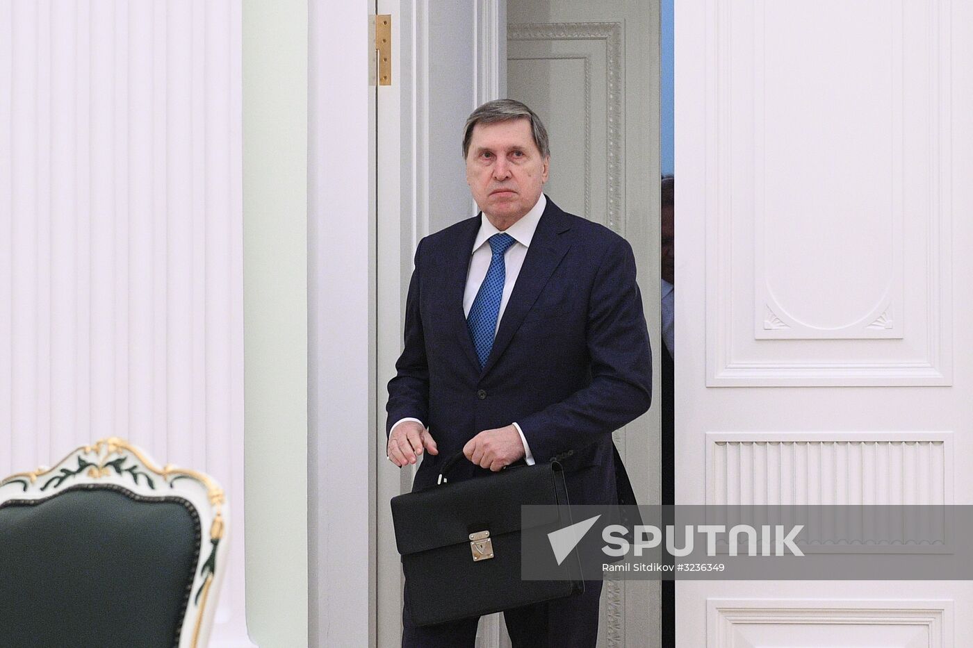 President Vladimir Putin meets with Armenian President Serzh Sargsyan