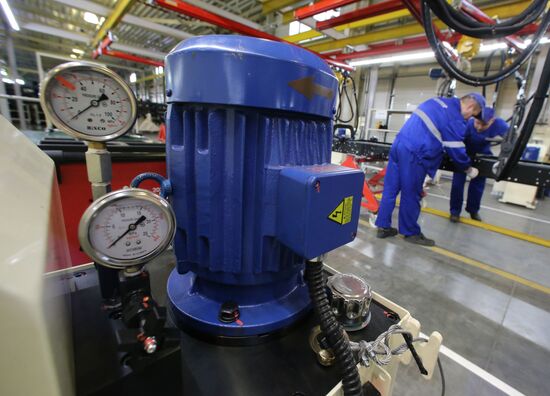 Manufacture of Hyundai HD78 trucks at Avtotor plant in Kaliningrad Region