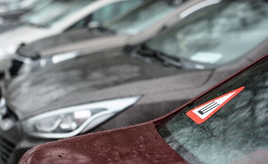 Demand for car stickers for studded tires increases with new traffic rule