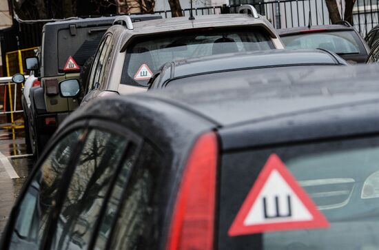 Demand for car stickers for studded tires increases with new traffic rule