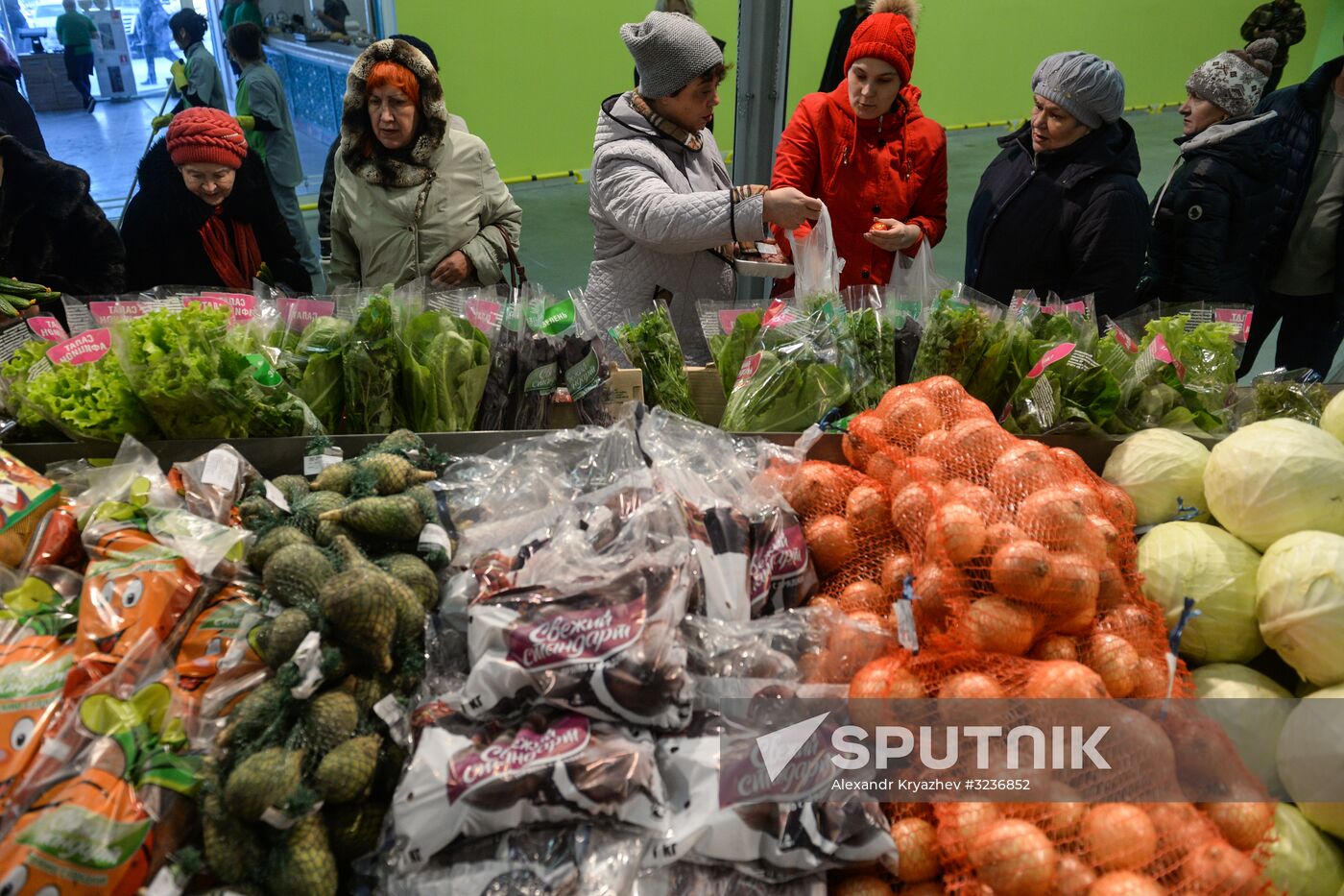 Opening of FoodSib hypermarket in Novosibirsk