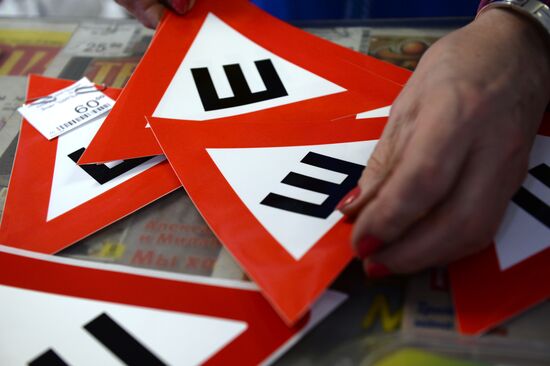 Demand for car stickers for studded tires increases with new traffic rule