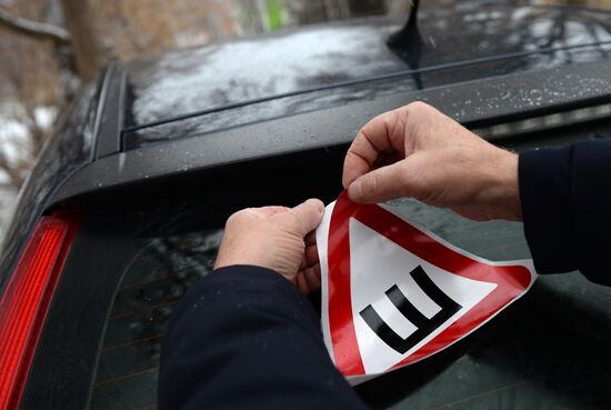 Demand for car stickers for studded tires increases with new traffic rule