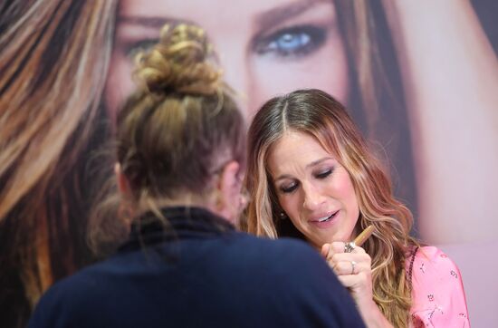 New Sarah Jessica Parker fragrance presented