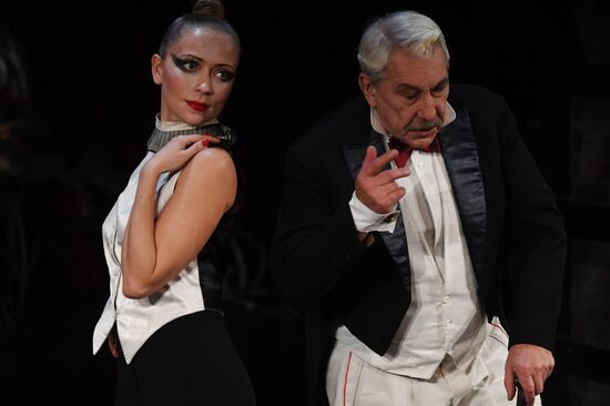 Play An Evening With Clowns showcased at Vakhtangov Theater