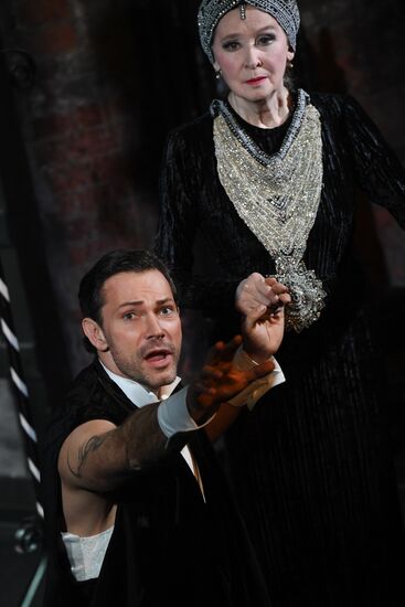 Play An Evening With Clowns showcased at Vakhtangov Theater