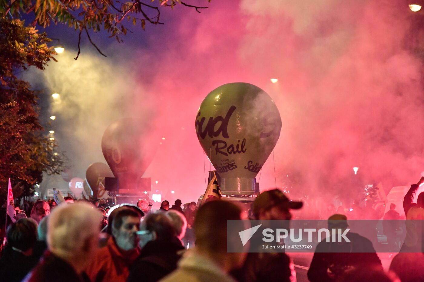Paris protests against Emmanuel Macron's policies