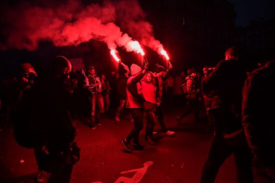 Paris protests against Emmanuel Macron's policies