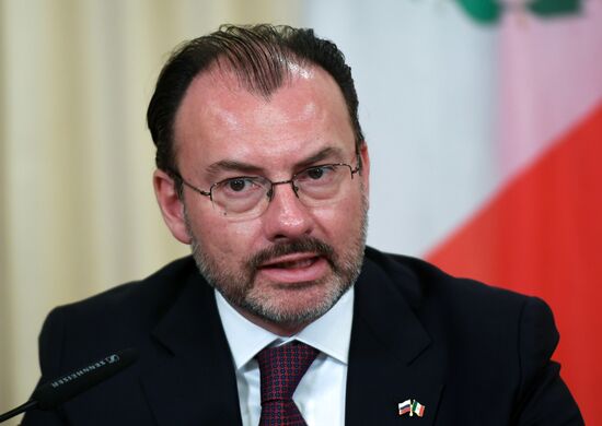 Foreign Minister Sergei Lavrov meets with Mexican counterpart, Dr. Luis Videgaray Caso