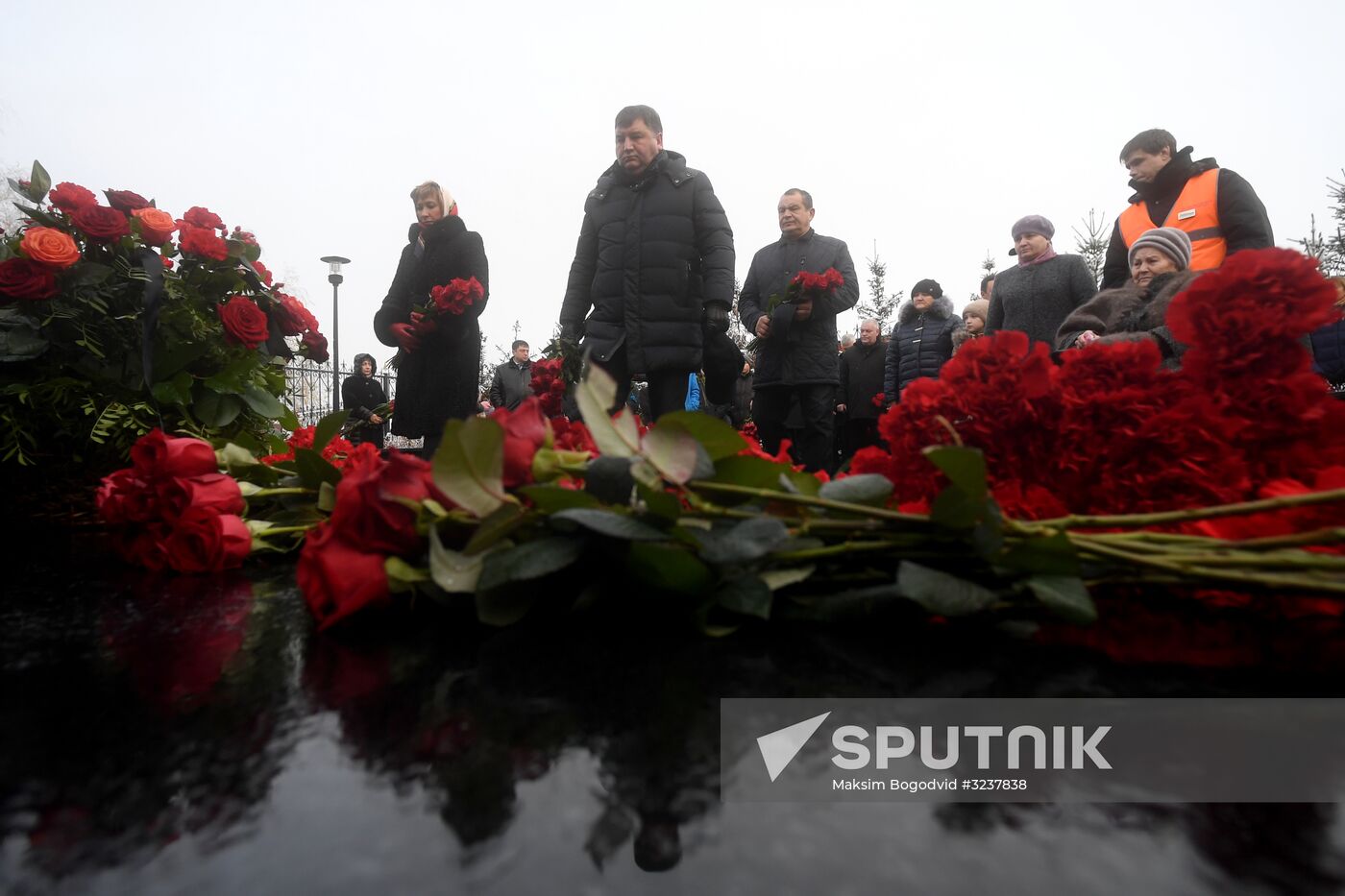 Commemorative meeting for victims of Boeing 737 crash in Kazan airport