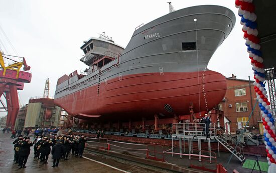 Launching Leninets trawler in Kaliningrad