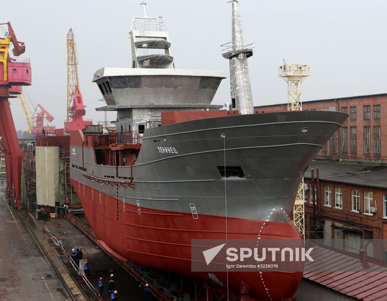 Launching Leninets trawler in Kaliningrad