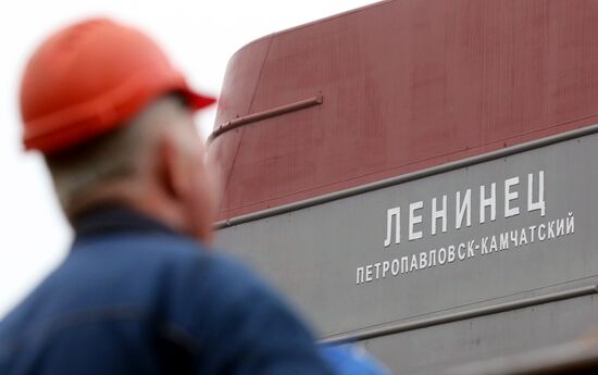 Launching Leninets trawler in Kaliningrad