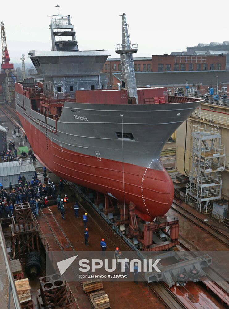 Launching Leninets trawler in Kaliningrad