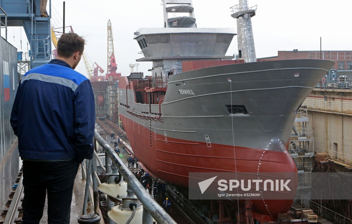Launching Leninets trawler in Kaliningrad