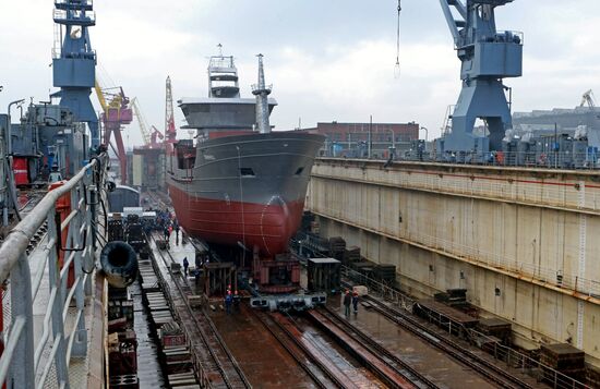 Launching Leninets trawler in Kaliningrad