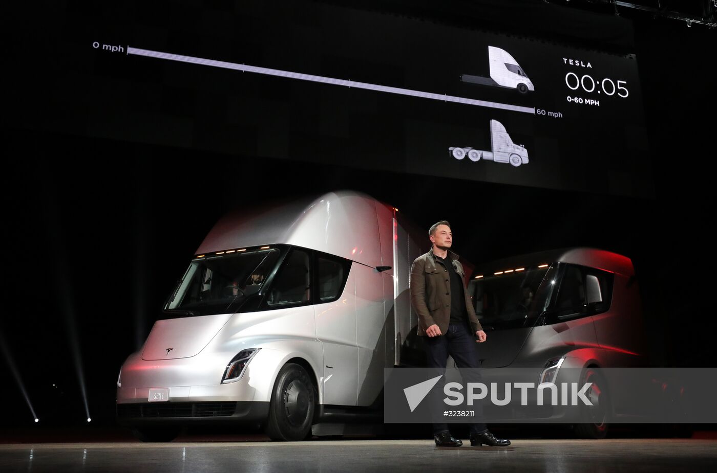 Tesla introduces new models of electric car