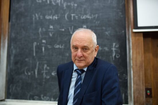 Dean of Faculty of Physics at MSU Nikolay Sysoyev