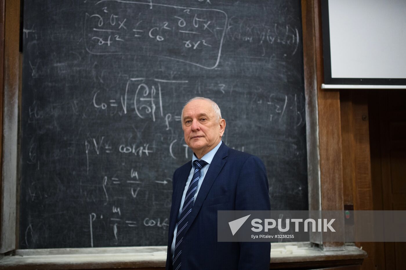 Dean of Lomonosov MSU Faculty of Physics Nikolai Sysoyev
