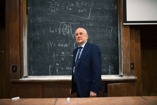 Dean of Lomonosov MSU Faculty of Physics Nikolai Sysoyev