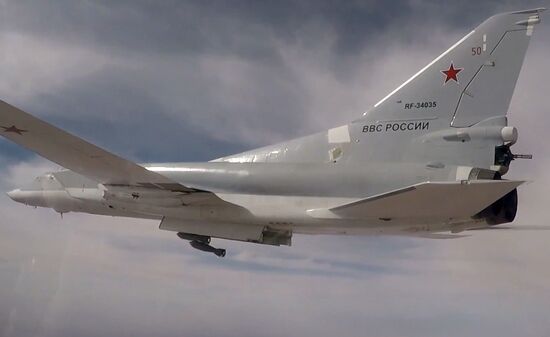 Russian Air Force hits terrorist targets in Syria