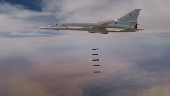 Russian Air Force hits terrorist targets in Syria