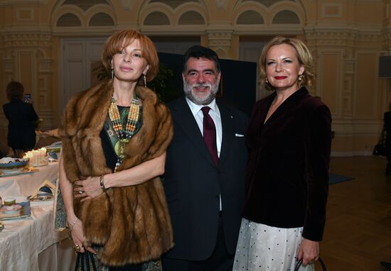 Frette boutique opens at GUM store