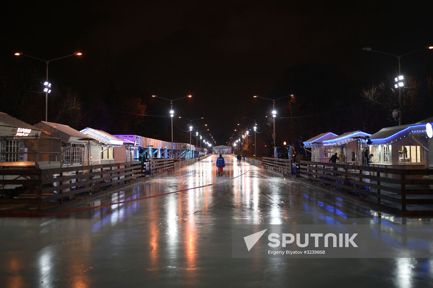 Creating stereo skating rink in Gorky Park