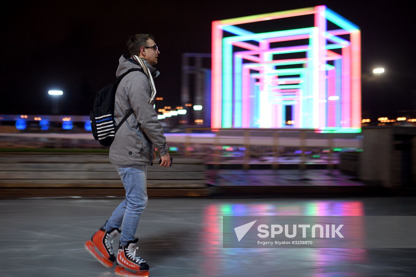 Creating stereo skating rink in Gorky Park