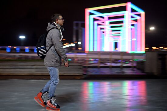 Creating stereo skating rink in Gorky Park