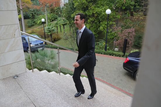 Vladimir Putin meets with Syrian President Bashar Al-Assad