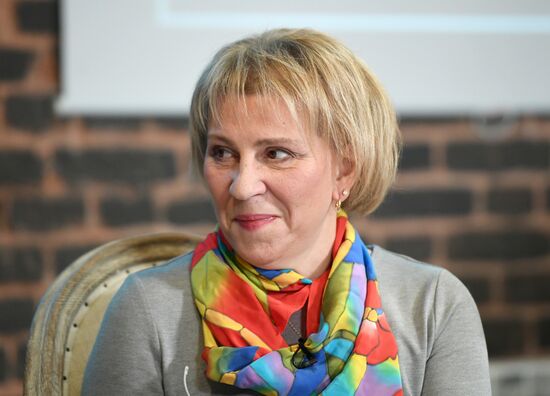 Expert discussion with Ksenia Sobchak