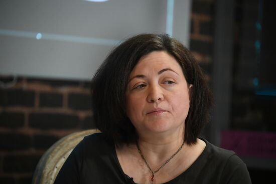 Expert discussion with Ksenia Sobchak