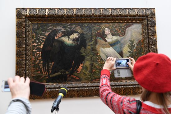 The Song of the Phrophetic Birds project unveiled in Tretyakov Gallery