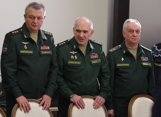 President Vladimir Putin holds meeting with leadership of Defense Ministry and defense sector