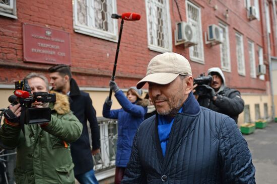 Court hears criminal case against ex-senator Umar Dzhabrailov