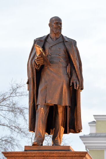 Monument to Pyotr Stolypin unveiled in Chelyabinsk