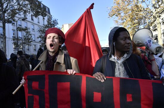 Protest against education reform in Paris