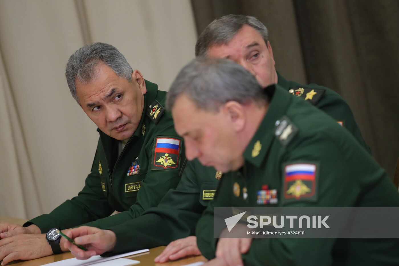 President Putin chairs meeting on army modernization
