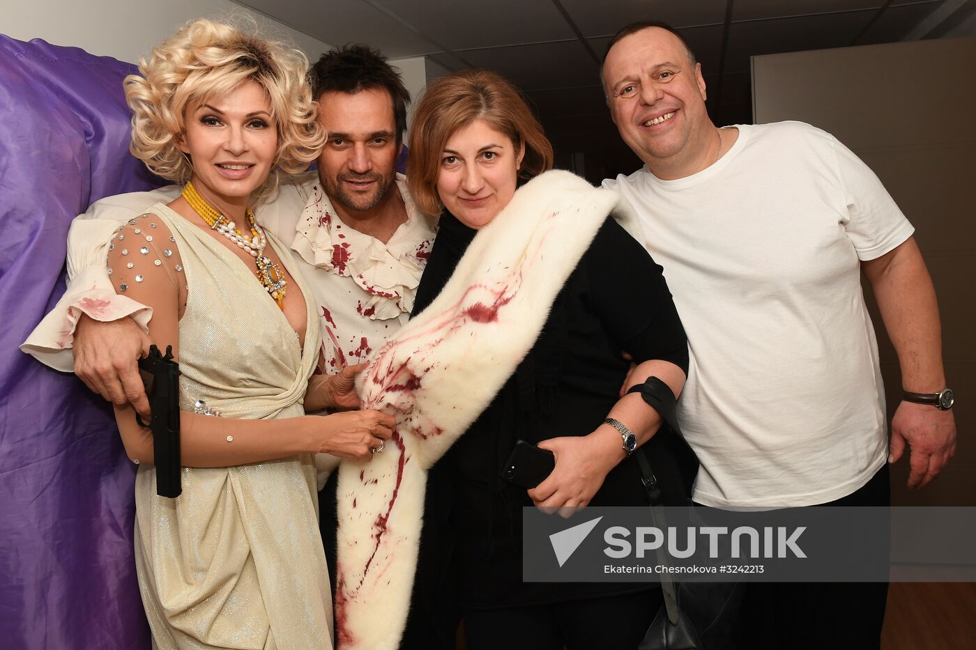 "High Wire Act" premieres at a Moscow theater