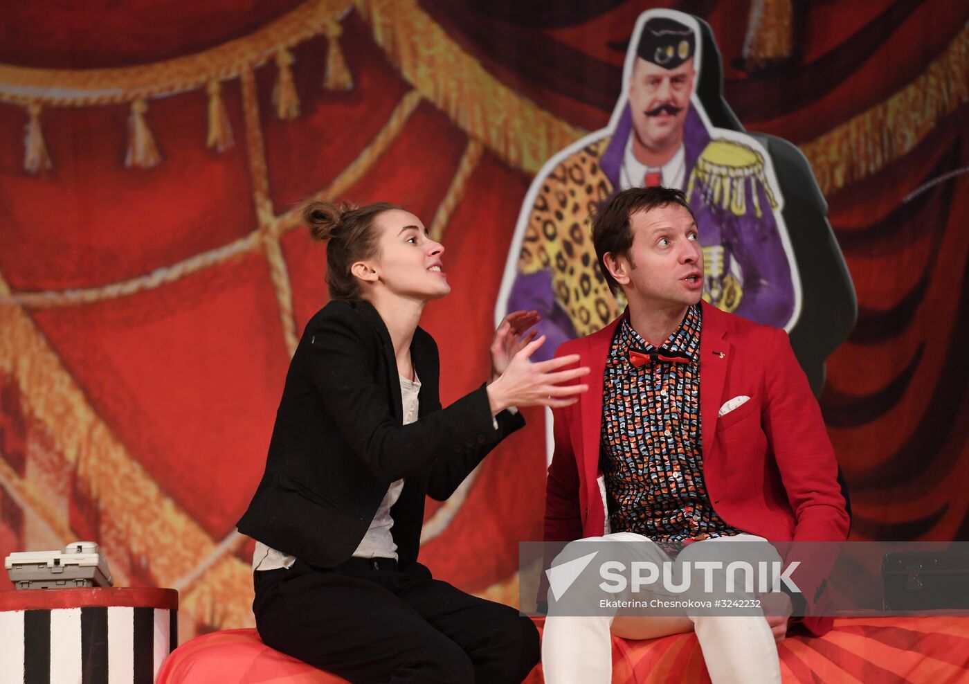 "High Wire Act" premieres at a Moscow theater