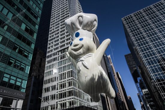 Macy's Thanksgiving Day Parade in NYC