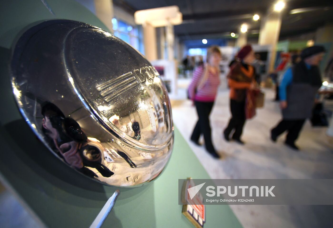 Exhibition Continuity of Generations: AZLK Heritage