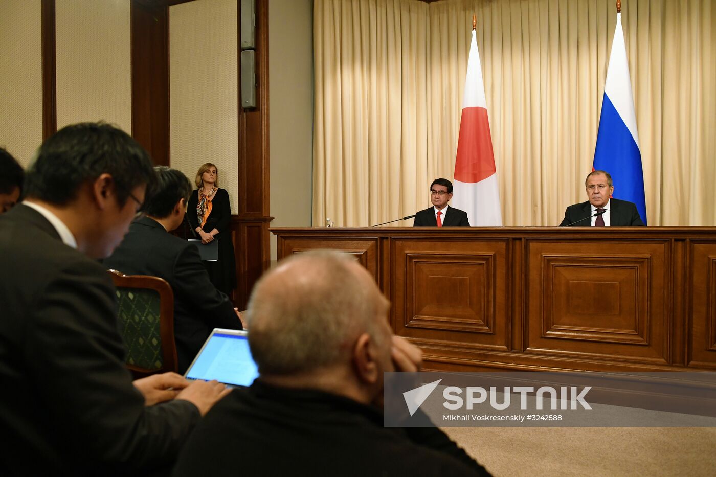 Foreign Minister Sergei Lavrov meets with Japanese counterpart, Taro Kono