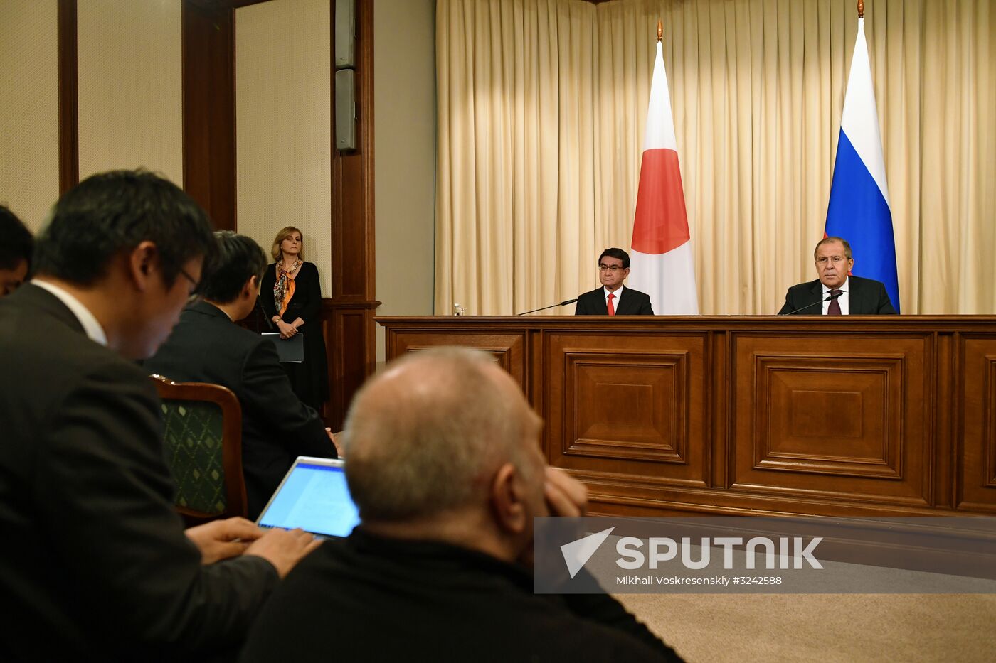 Foreign Minister Sergei Lavrov meets with Japanese counterpart, Taro Kono