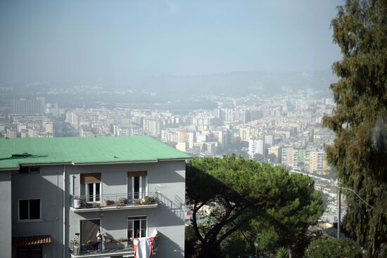 Cities of the world. Naples
