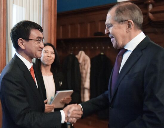 Foreign Minister Sergei Lavrov meets with Japanese counterpart, Taro Kono