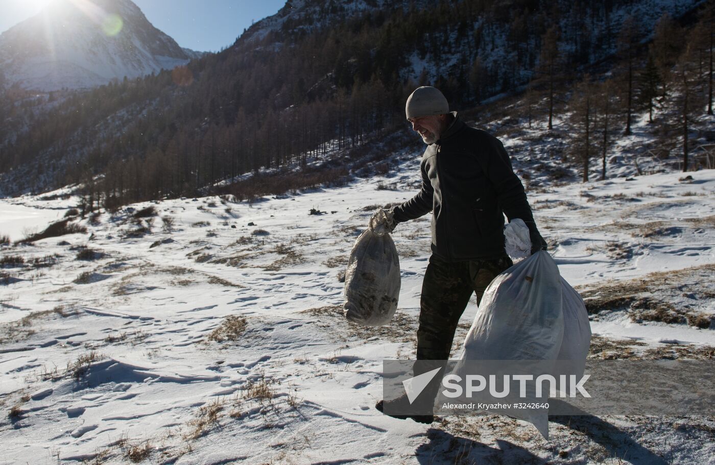 Campaign for cleaning up foot of Belukha Mountain
